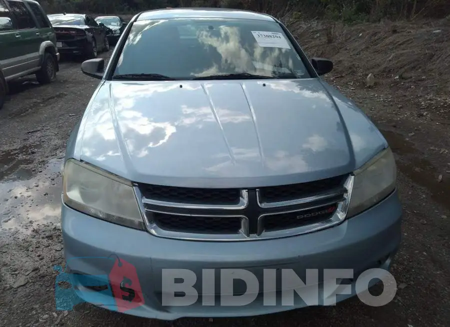 1C3CDZAB5DN680688 Photo# 6