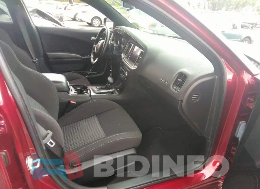 2C3CDXCT4MH574932 Photo# 5