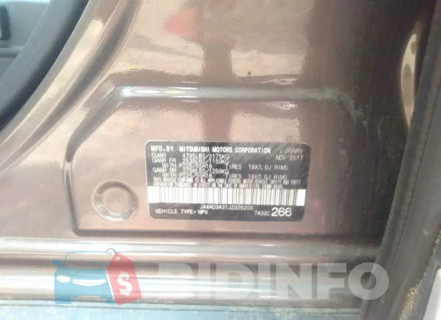 JA4AD3A31JZ026200 Photo# 9