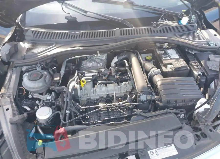 3VWCB7BU5KM176085 Photo# 10