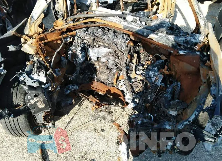 1N4AL3AP4DN588525 Photo# 10