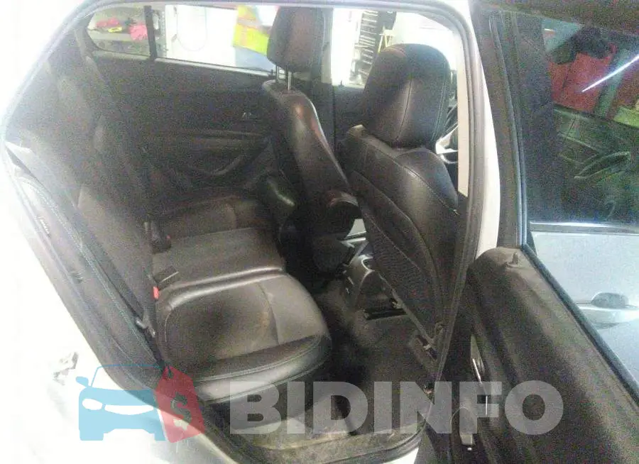 3GNCJLSB7FL245021 Photo# 8