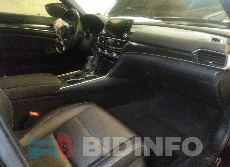 1HGCV1F31KA159484 Photo# 5