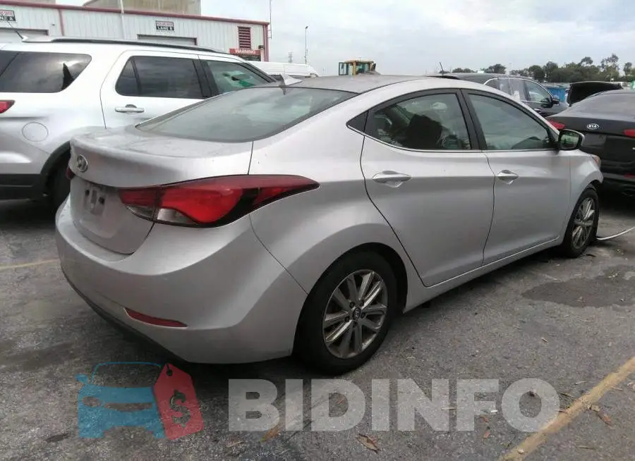 5NPDH4AE8FH553003 Photo# 4
