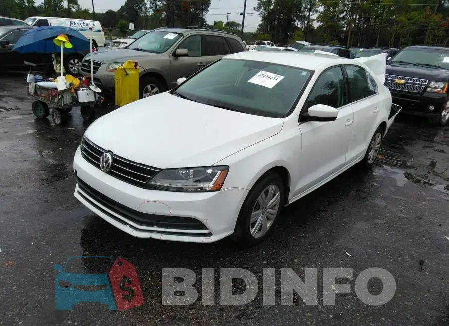3VW2B7AJ4HM397494 Photo# 2