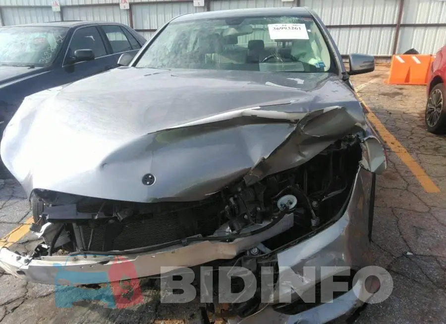 WDDHF8JB1FB095140 Photo# 6