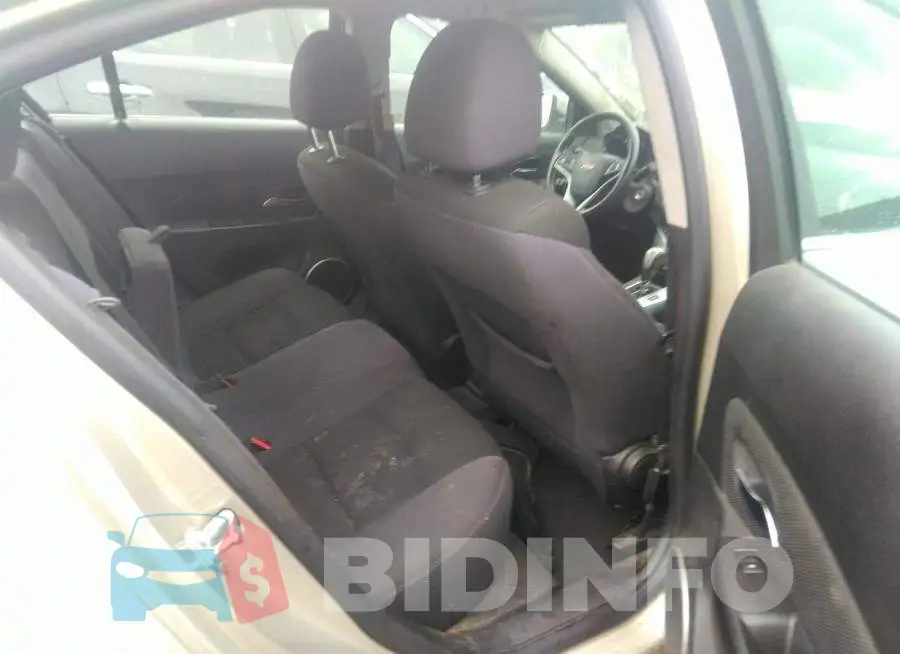 1G1PC5SB4E7318762 Photo# 8