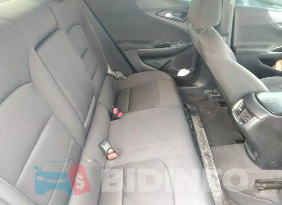 1G1ZD5ST5LF105708 Photo# 8