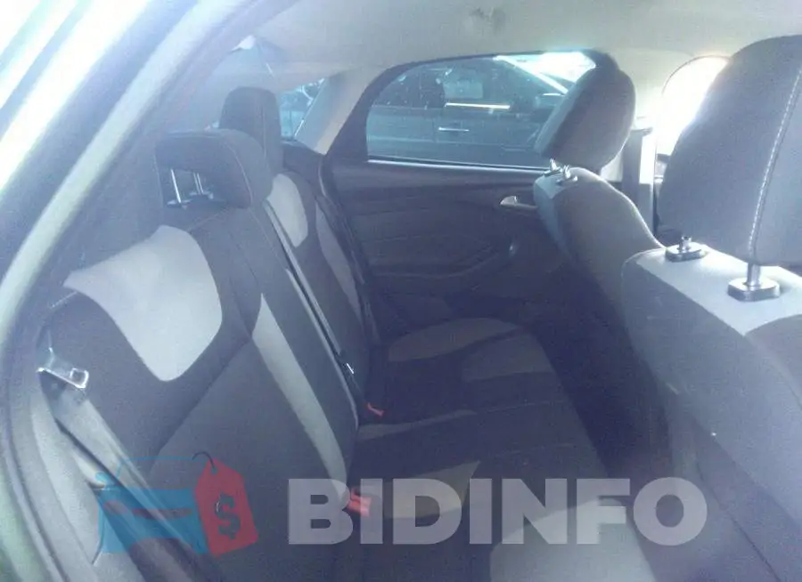 1FADP3F22EL139291 Photo# 8