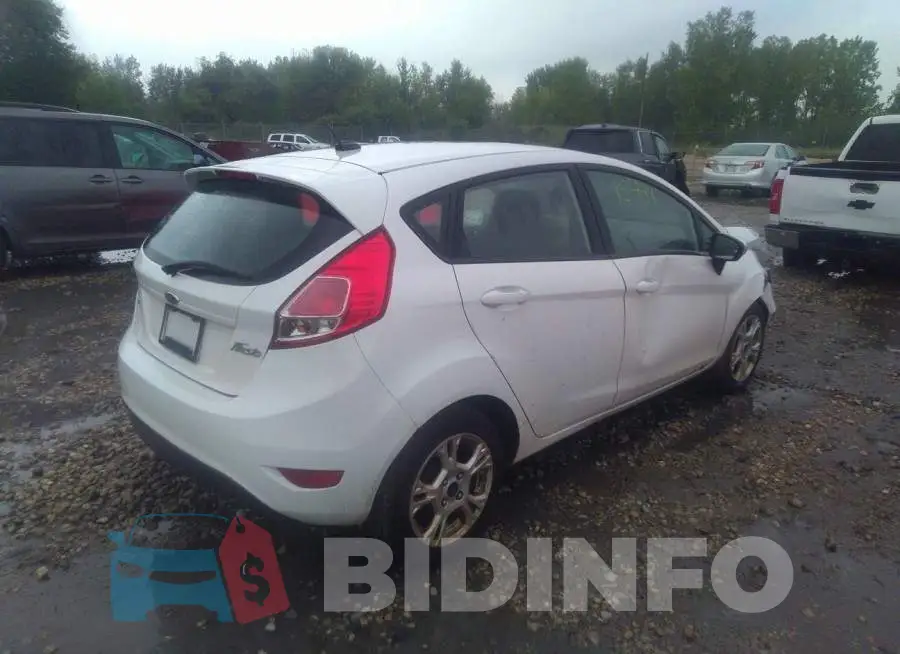 3FADP4EJ3FM123664 Photo# 4