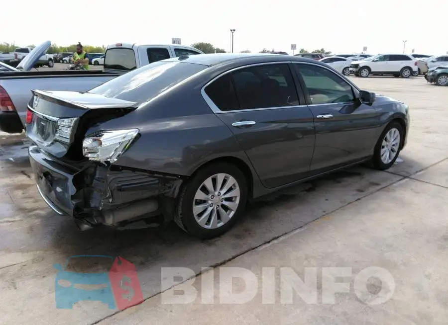 1HGCR2F82FA167475 Photo# 4