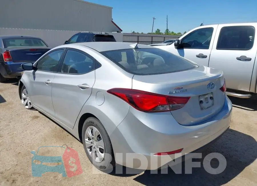 5NPDH4AE8GH731591 Photo# 3