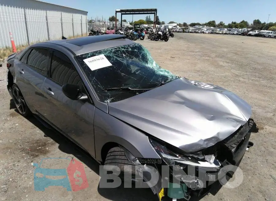KMHLR4AF9PU520936 Photo# 1