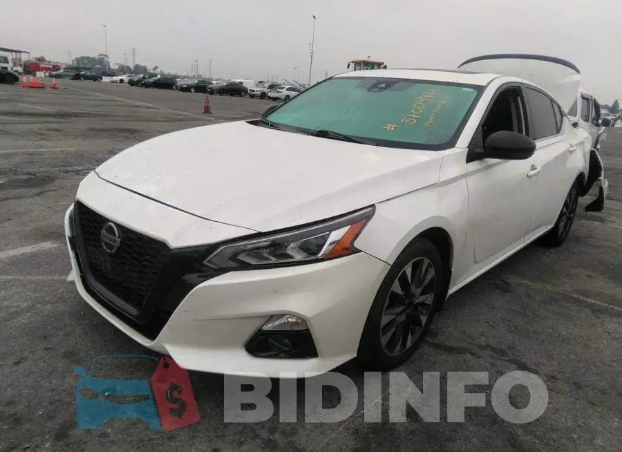 1N4BL4CV7NN305462 Photo# 2
