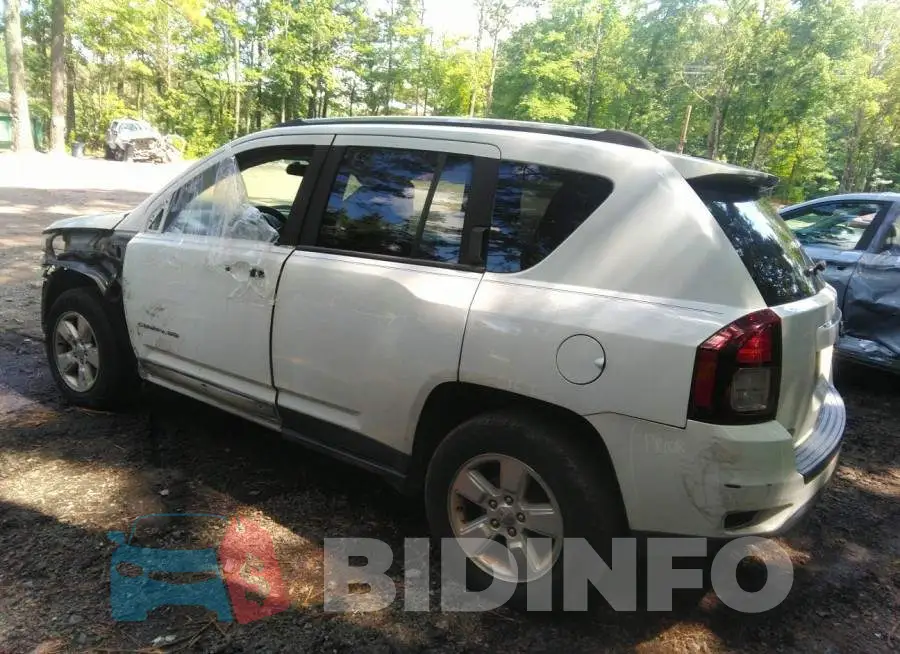 1C4NJCBAXED800976 Photo# 3