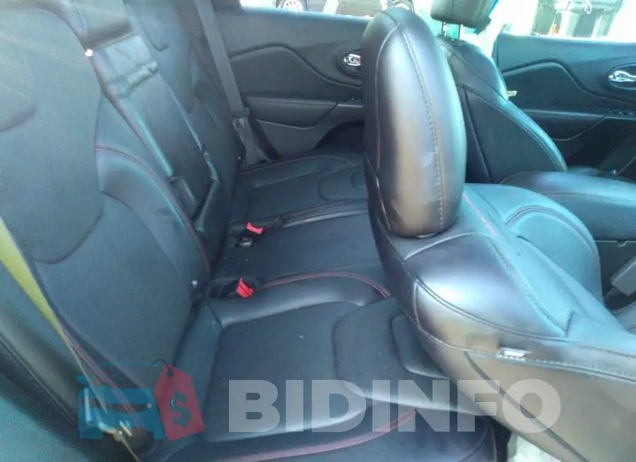 1C4PJMBX6KD140949 Photo# 8