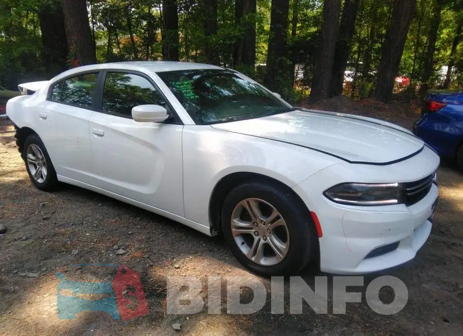 2C3CDXBG1FH799896 Photo# 1