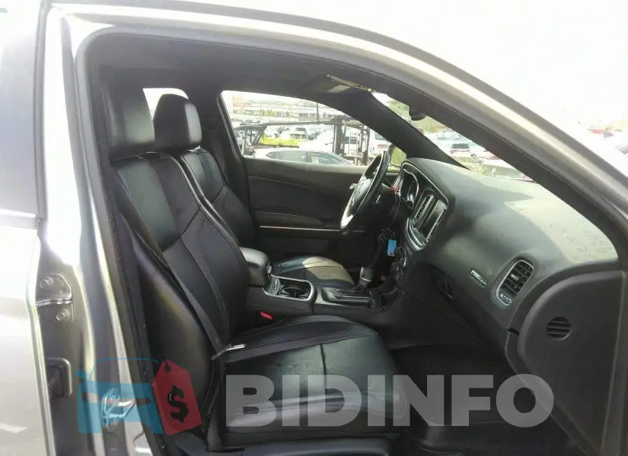 2C3CDXJG6FH779340 Photo# 5