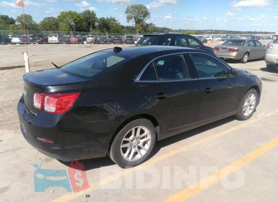 1G11F5SR7DF149755 Photo# 4