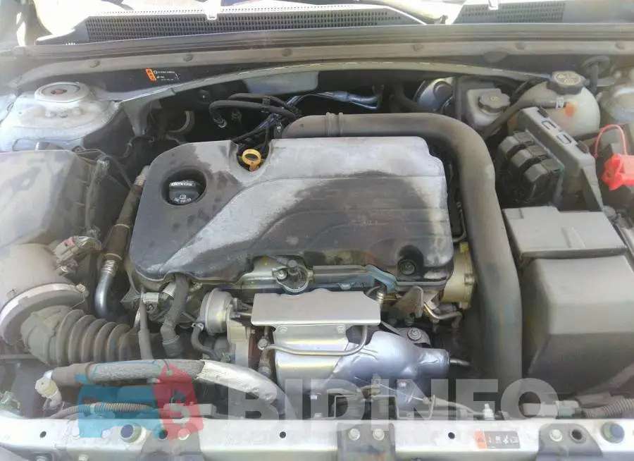 1G1ZB5ST3HF174782 Photo# 10