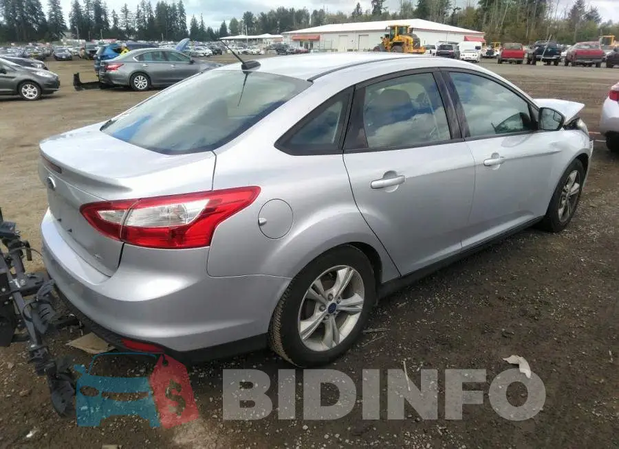 1FADP3F24EL434277 Photo# 4