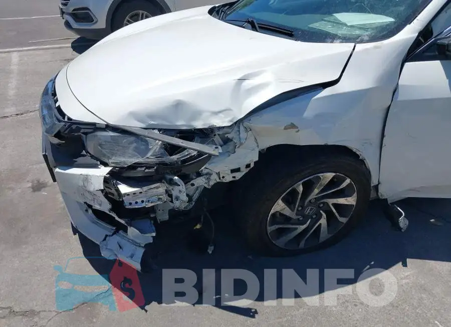 19XFC2F75HE230699 Photo# 6