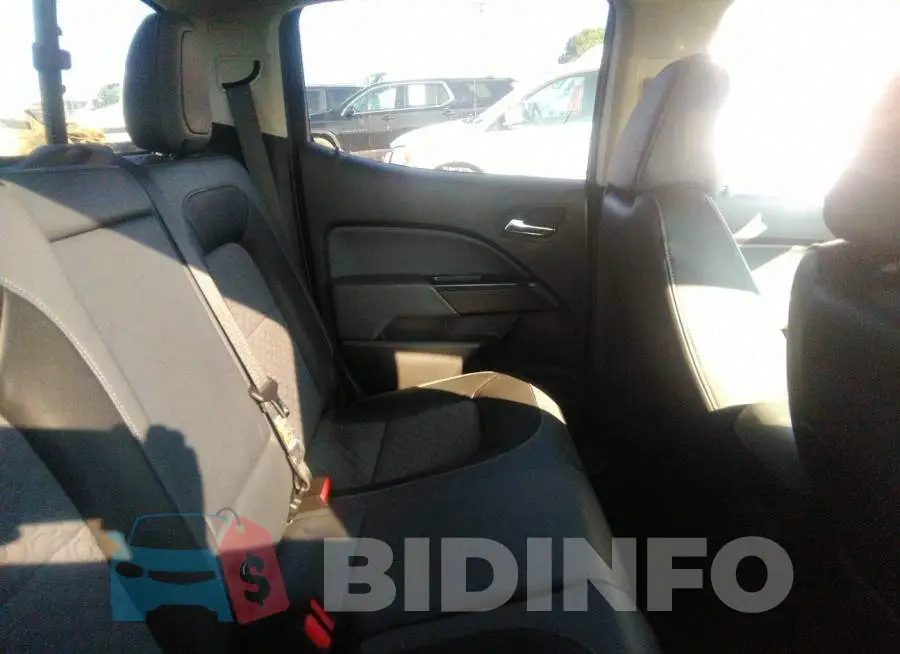 1GCGTDE39G1272826 Photo# 8