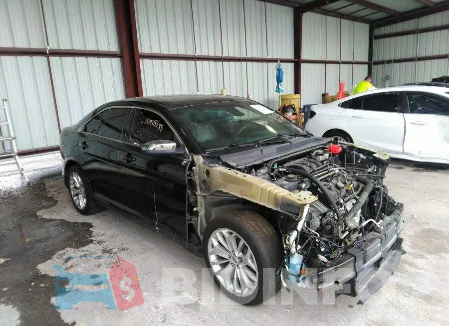 1FAHP2F83JG131185 Photo# 1