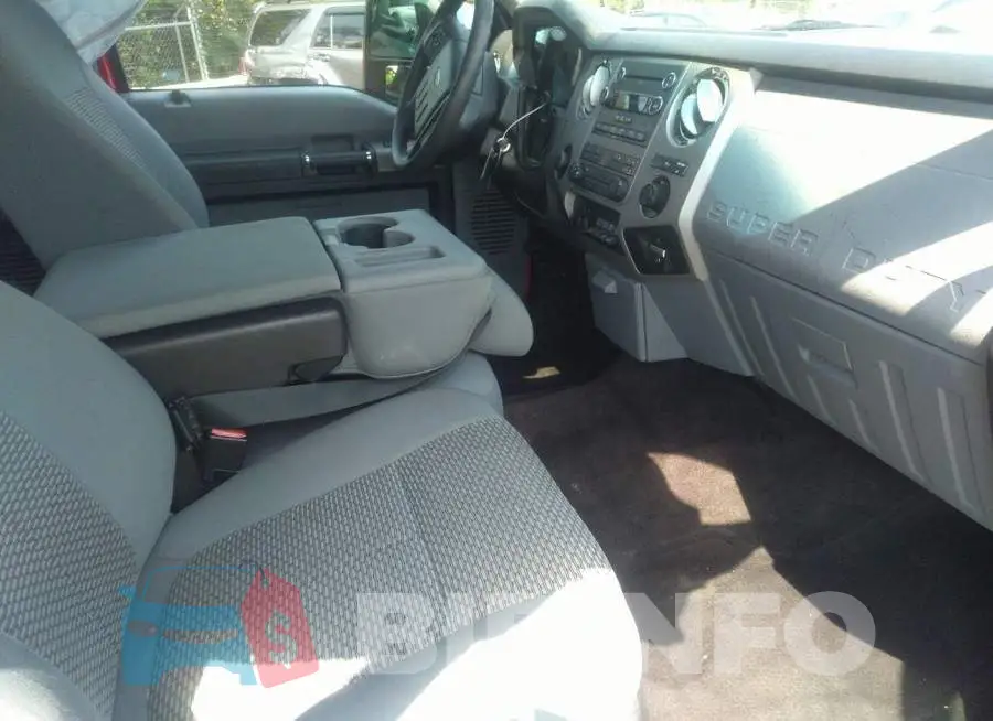 1FT7X2B67FEC34722 Photo# 5