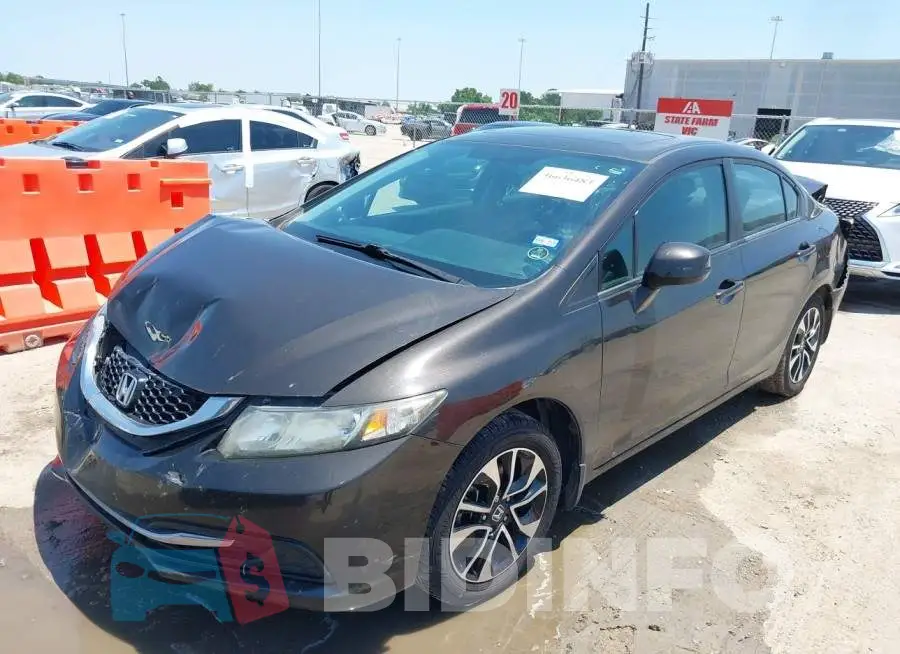 19XFB2F88DE067617 Photo# 2