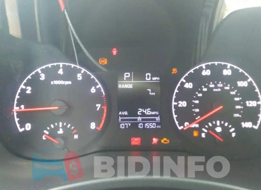 3KPC24A34KE056881 Photo# 7