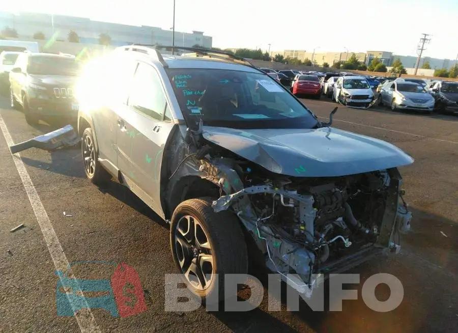 2T3J1RFV5KC040177 Photo# 1