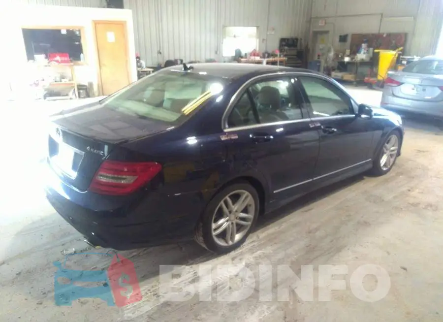 WDDGF8AB5DR286415 Photo# 4