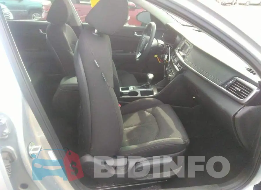 5XXGT4L32HG156182 Photo# 5