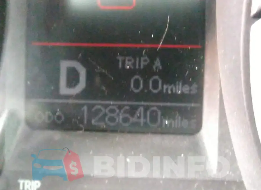 2T1BURHE1EC005061 Photo# 7