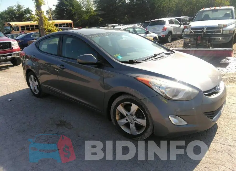5NPDH4AE9DH335438 Photo# 1