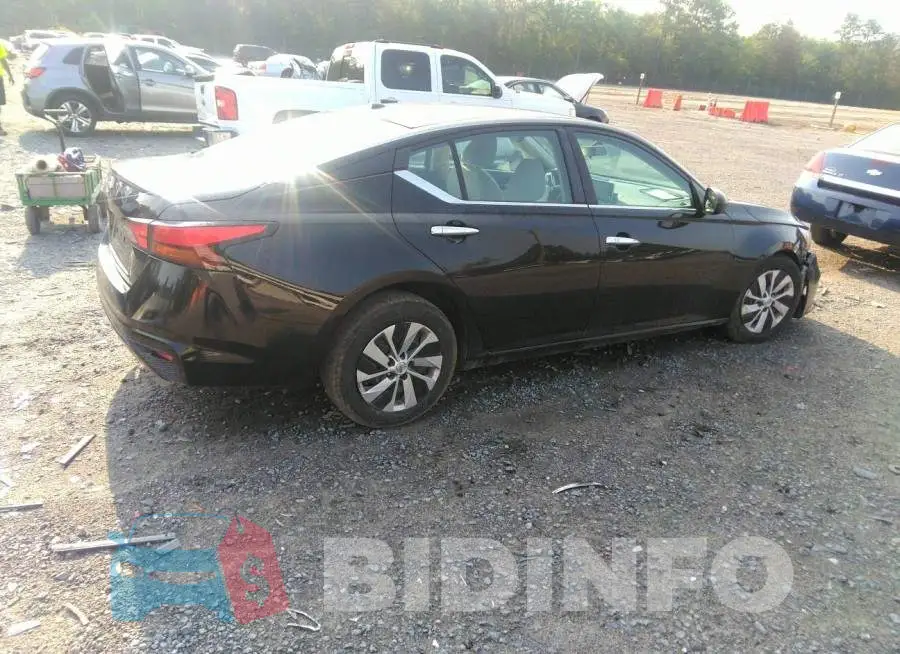 1N4BL4BV2KC156614 Photo# 4