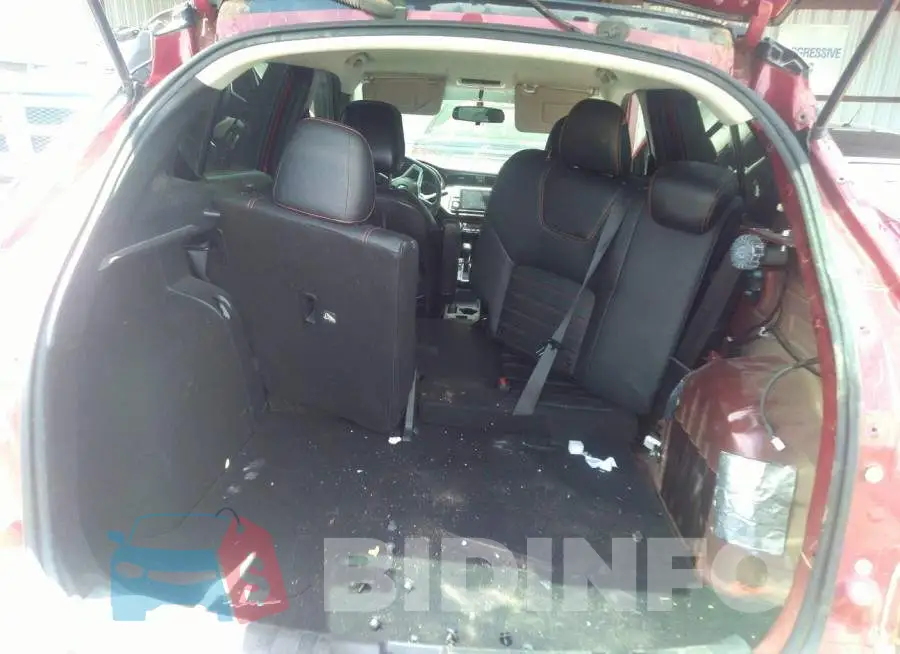 3N1CP5CU3KL505057 Photo# 8