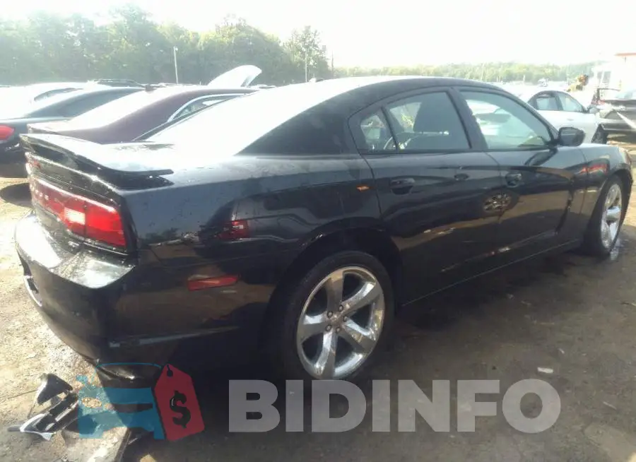 2C3CDXHG8EH167340 Photo# 4