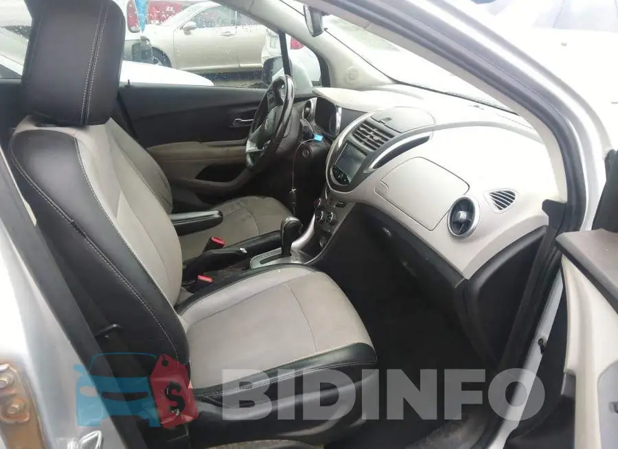 3GNCJLSB2FL215280 Photo# 5