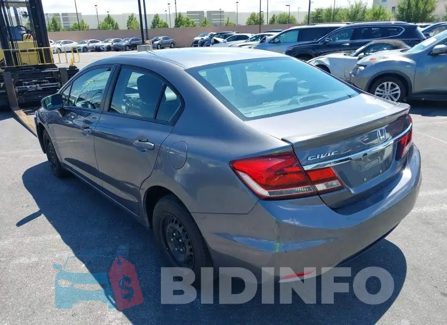 19XFB2F57FE108697 Photo# 3