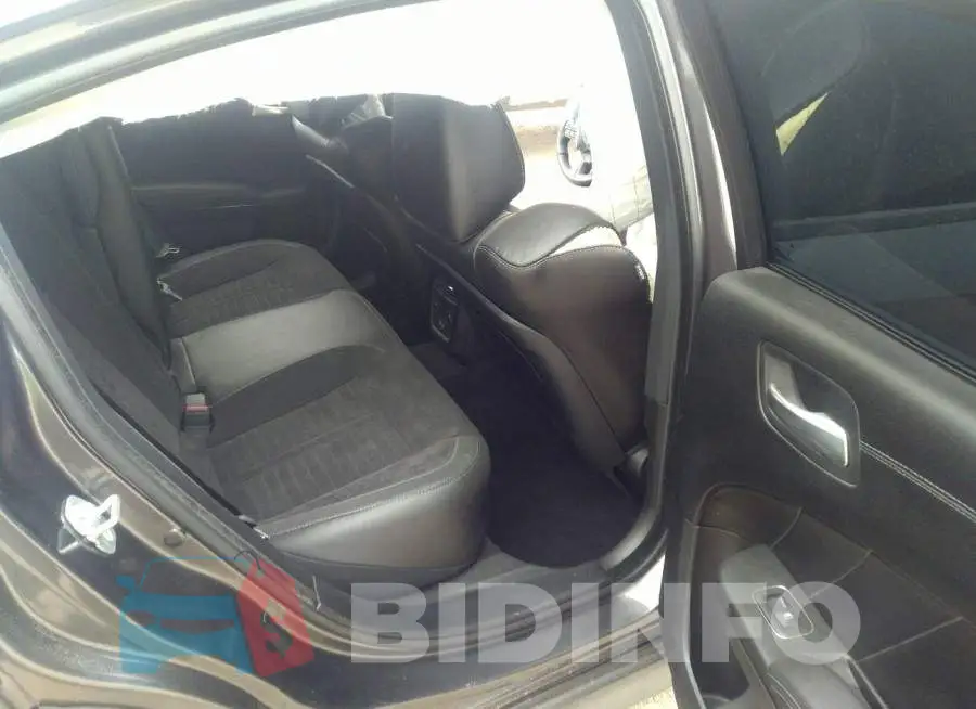 2C3CDXCT2MH674866 Photo# 8