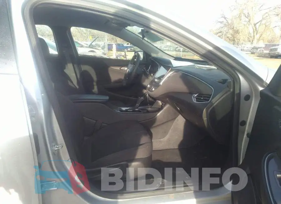 1G1ZD5ST6LF075067 Photo# 5