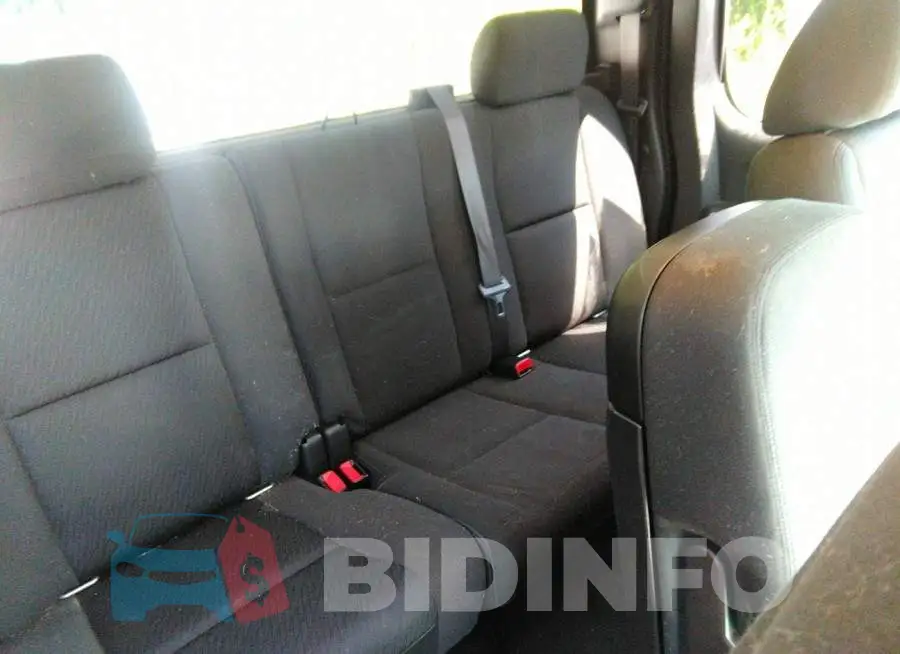1GCRKSE72DZ122881 Photo# 8