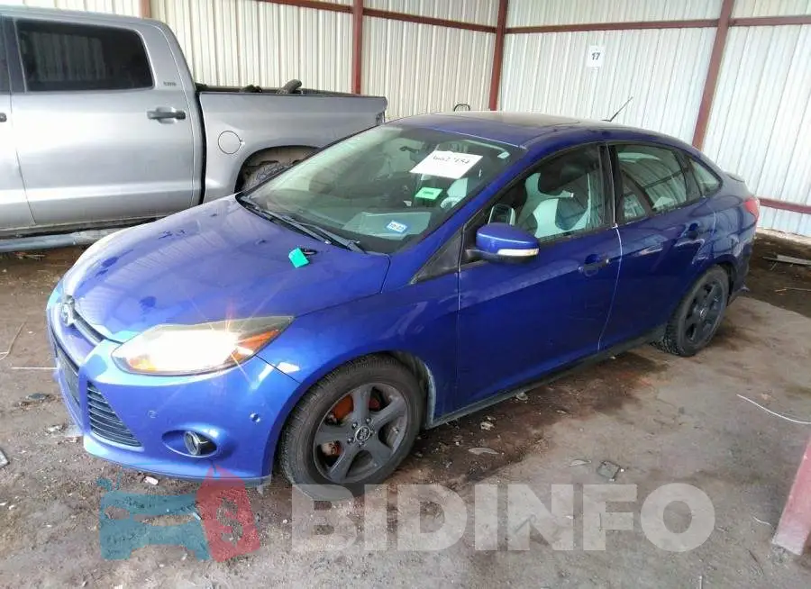 1FADP3J27EL257151 Photo# 2