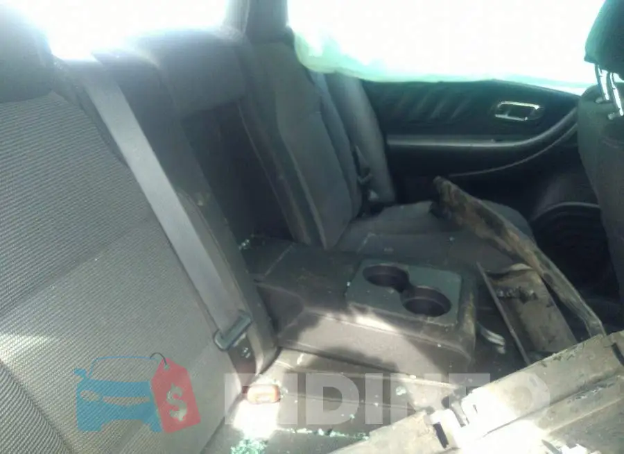 1FAHP2E84JG105034 Photo# 8