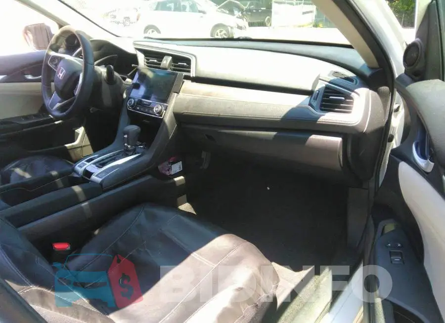 19XFC2F80HE031892 Photo# 5
