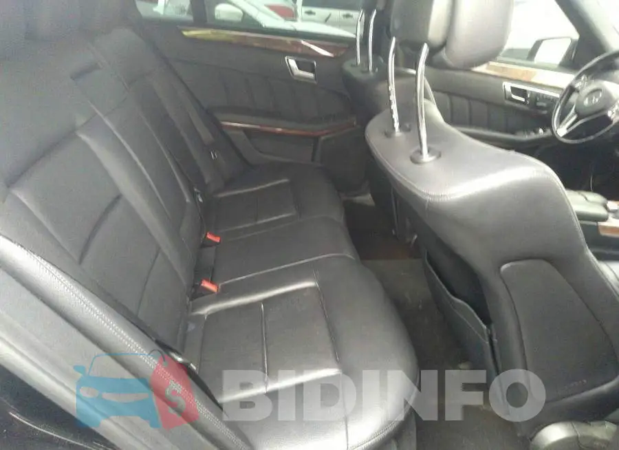 WDDHF5KB0DA733376 Photo# 8