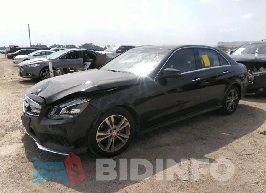 WDDHF5KB5FB099656 Photo# 2