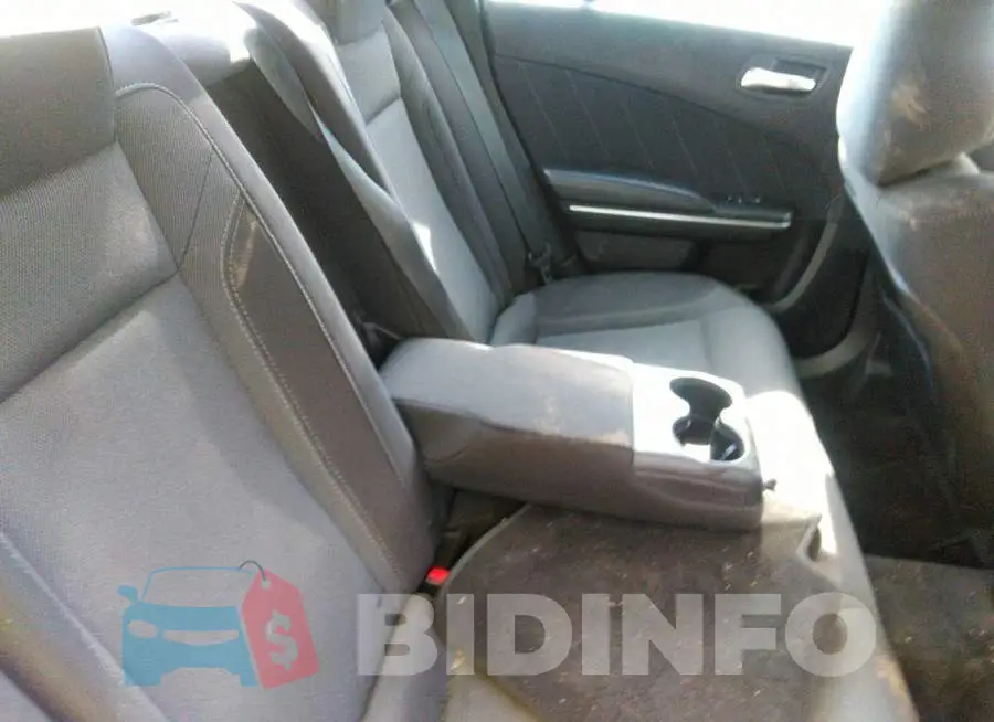 2C3CDXHG5FH814648 Photo# 8